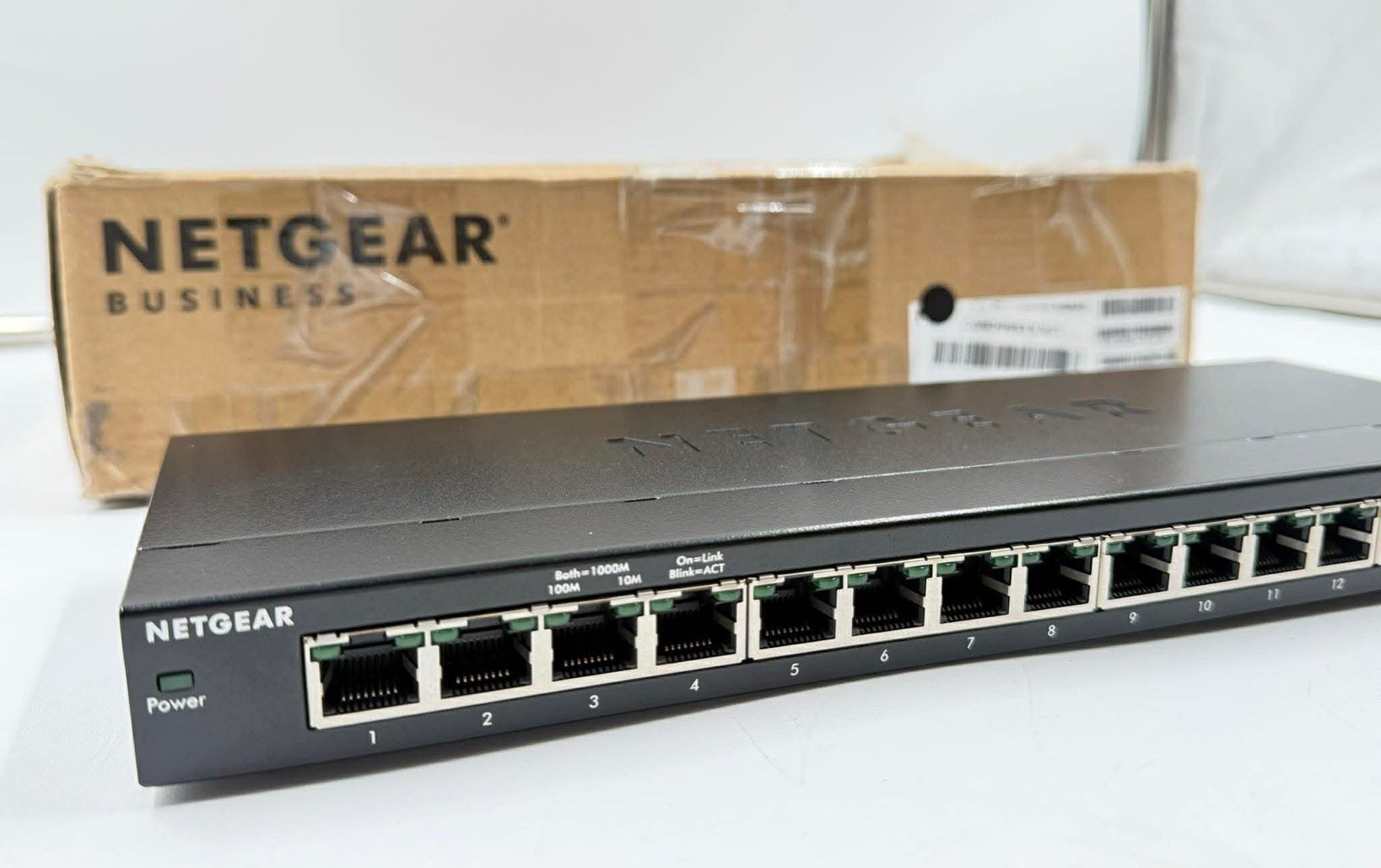 Netgear 16-Port Gigabit Ethernet Switch GS316 Unmanaged No AC Cord