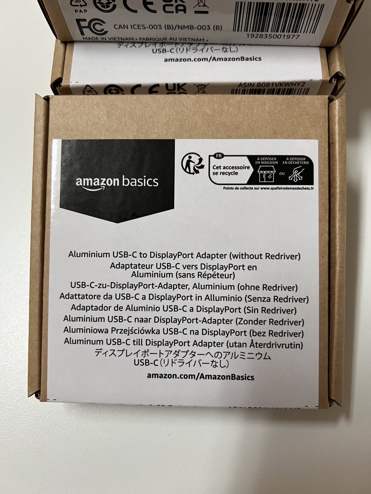 Amazon Basics Aluminum USB-C to DisplayPort Adapter 4K @60Hz Thunderbolt 3