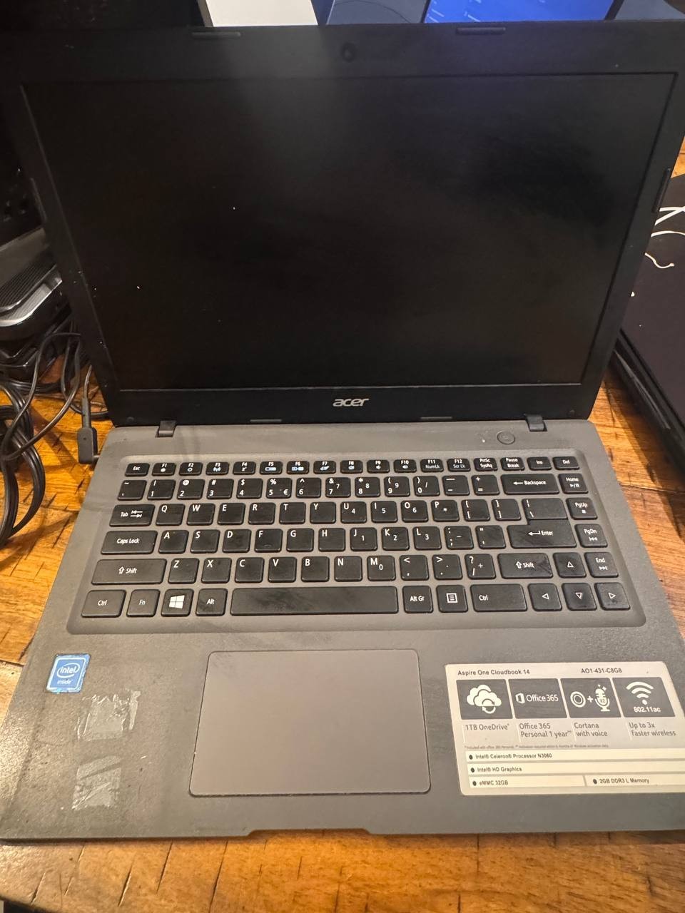 Acer AO1-431-C8G8 Cloudbook 14'' HD Celeron N3050 1.6GHz 2GB RAM 32GB eMMC