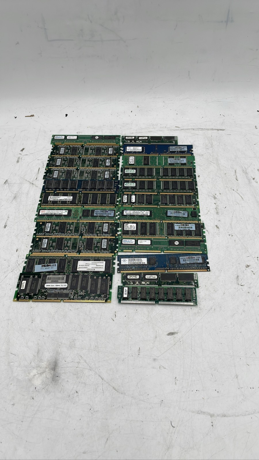 Hynix 512MB Stick DDR DDR2 SDRAM Vintage PC Memory RAM Mixed Lot of 23