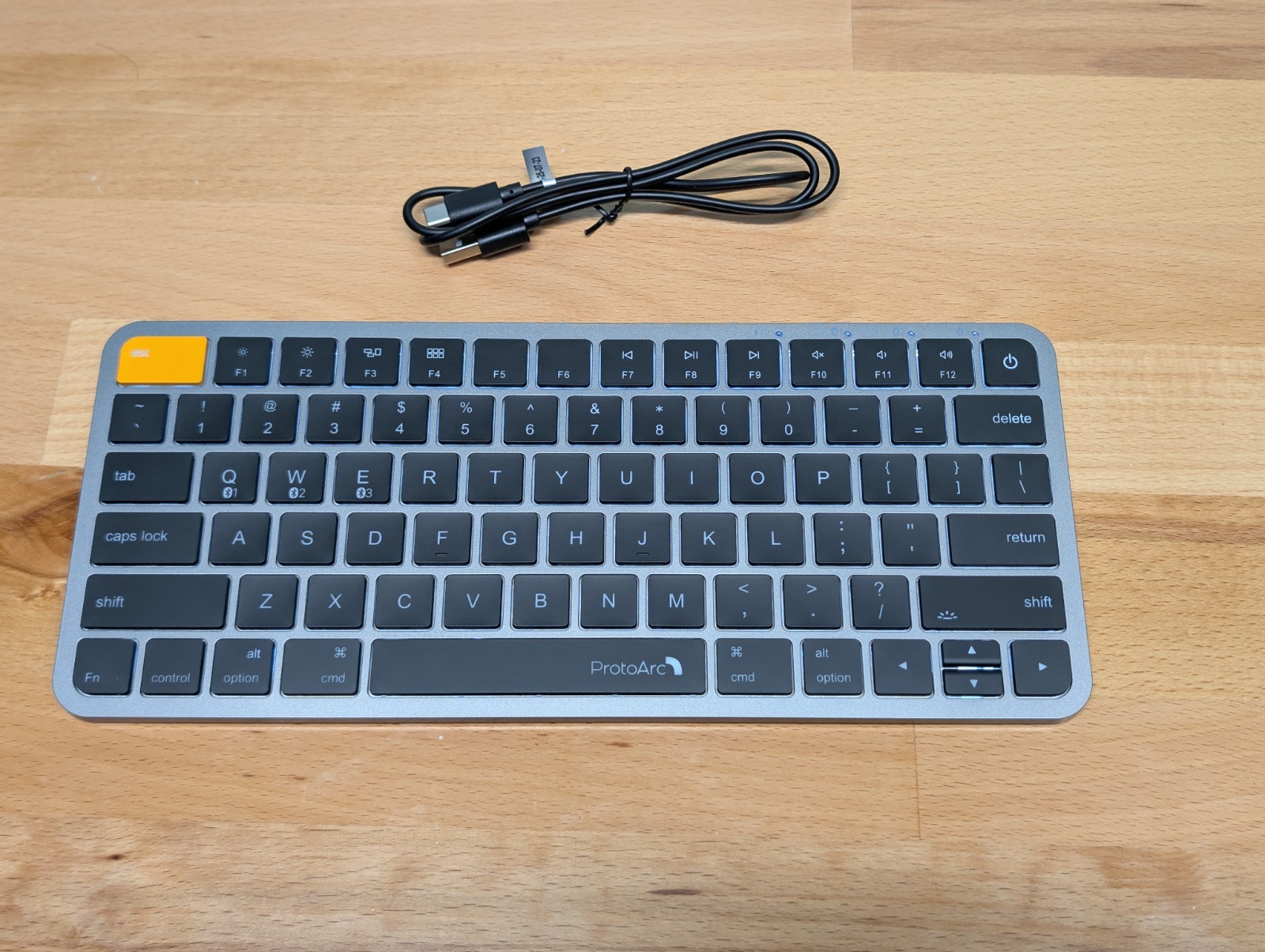 ProtoArc K90-A Bluetooth Backlit Mac Keyboard Multi-Device Wireless Gray Tested