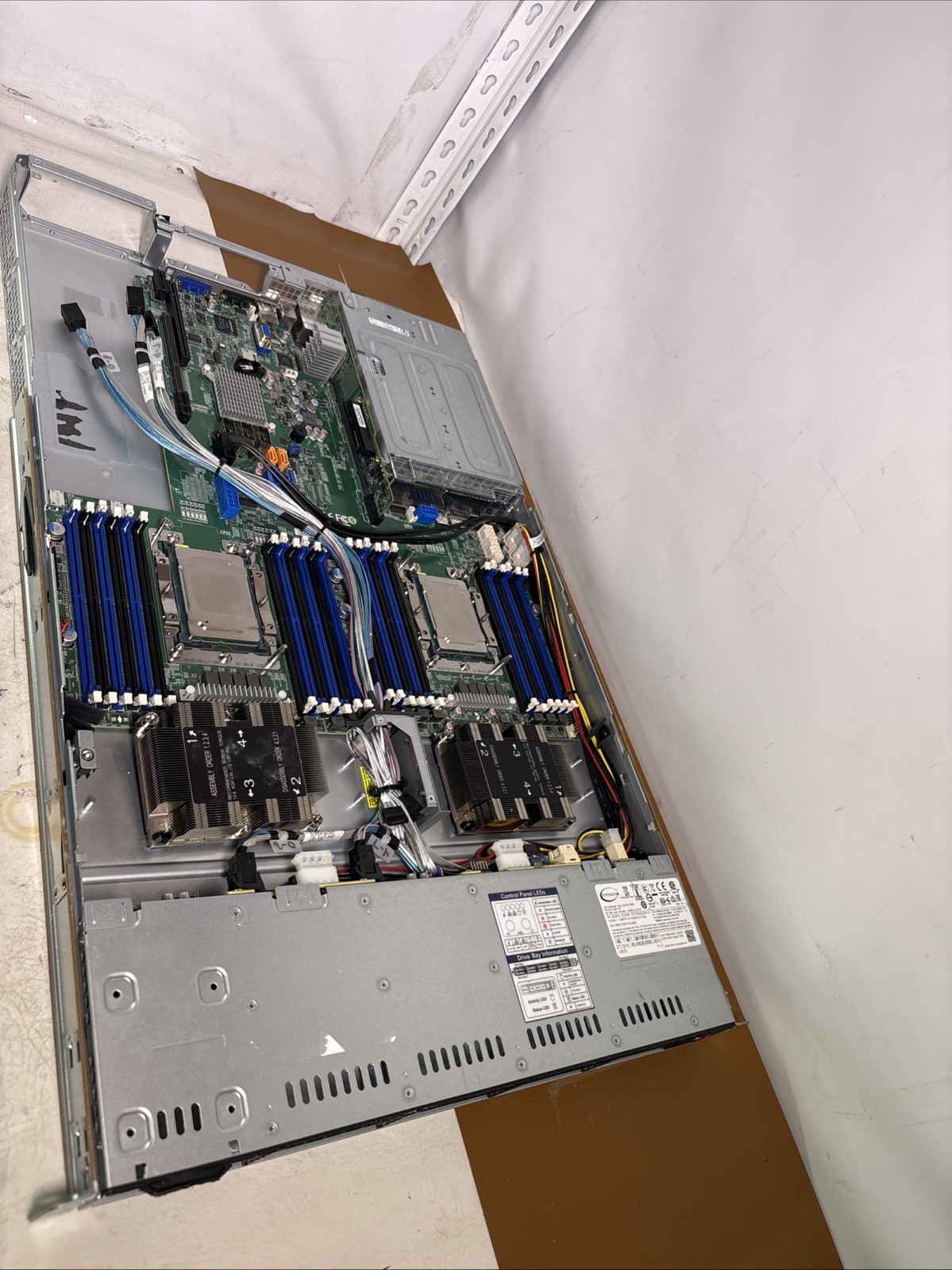 SuperMicro Server CSE-119U-7  X11DPU Motherboard 2x PWS-751P-1R, 2x Xeon PROC