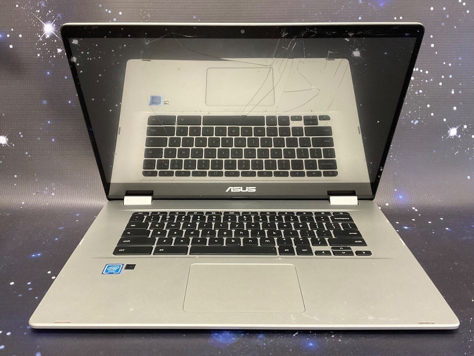 Asus Chromebook 15.6" C523N Celeron N3350 / 4GB / 32GB (AS IS)