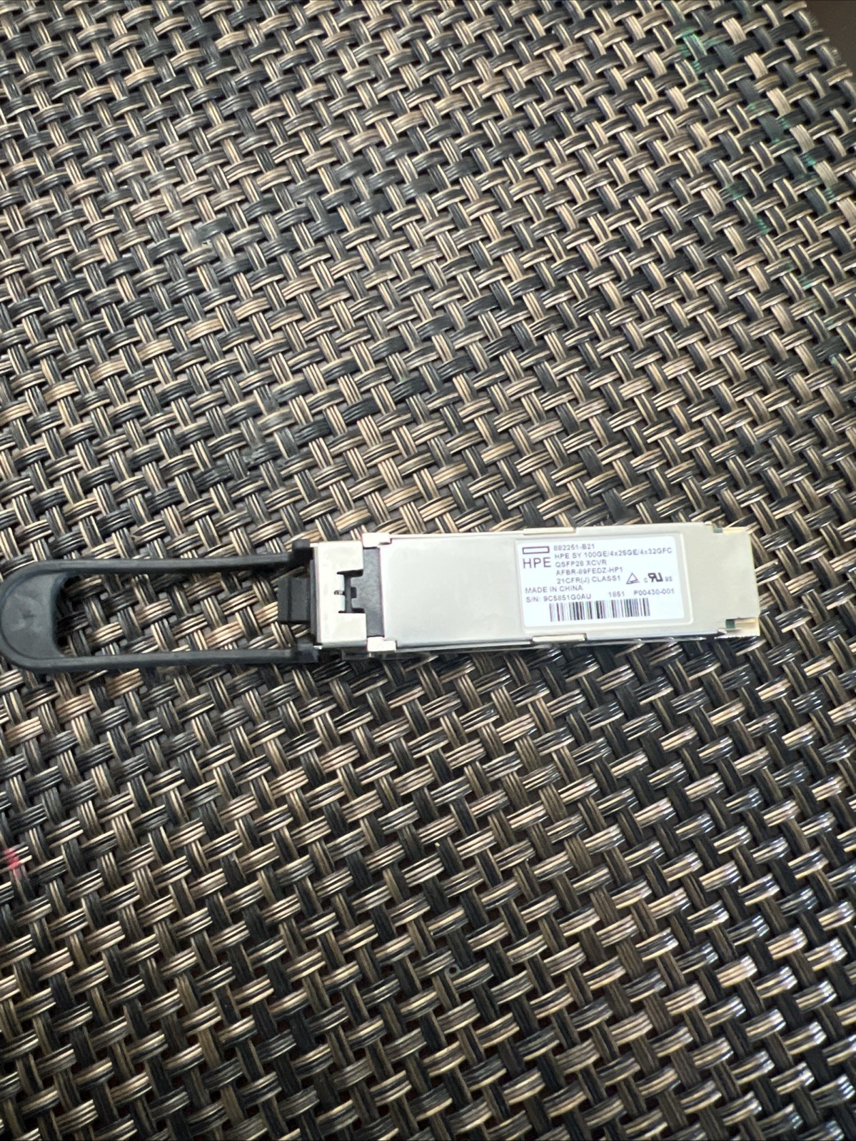 HPE Synergy 100GbE4x25GbE4x32GbFC QSFP28 Transceiver 882251B21 G2U