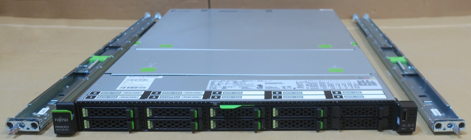 Fujitsu Primergy RX2530 M4 2x 8C Silver 4110 288GB RAM 11.6TB Storage Server