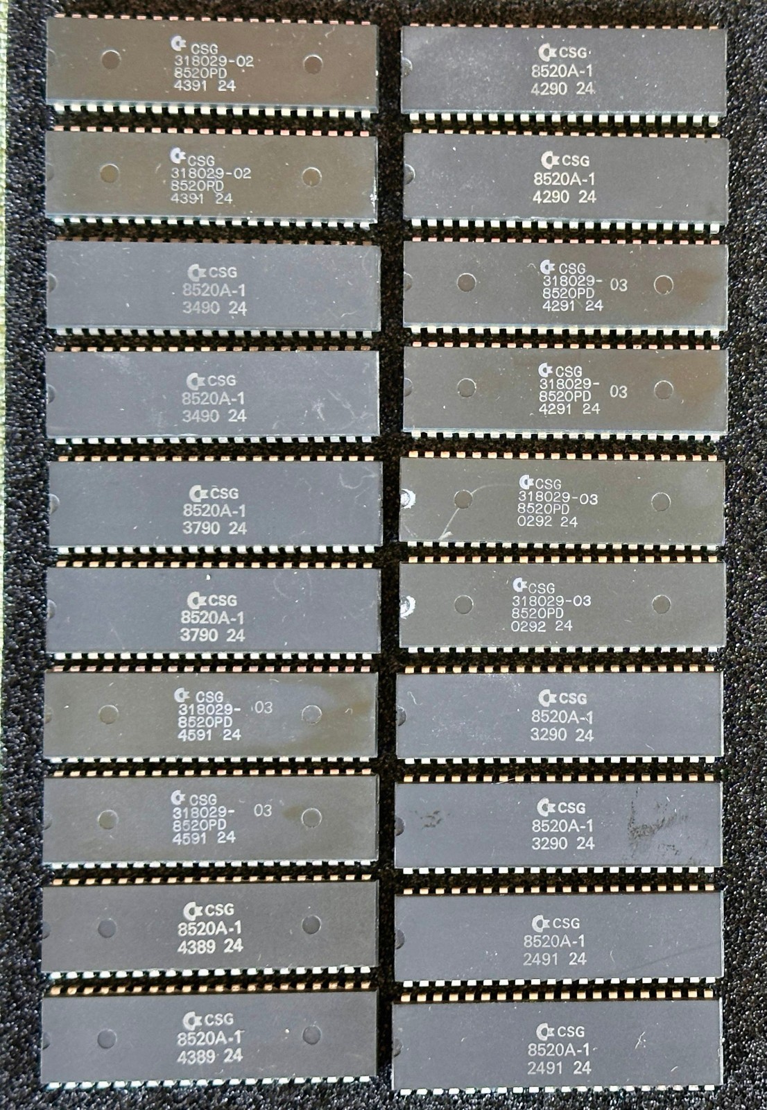 8520A-1 CSG/MOS ODD (2 of 20) from Amiga 500, working