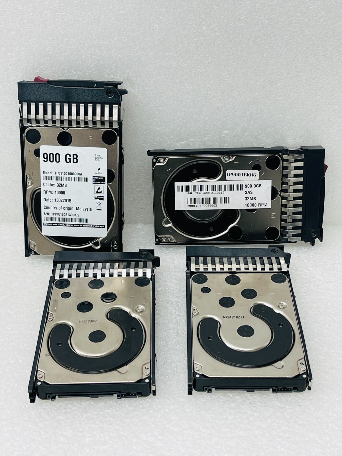 X4 GENERIC BRAND 900GB 10000RPM SAS 2.0 6GB/s 32MB Cache 2.5" HDD  / USED