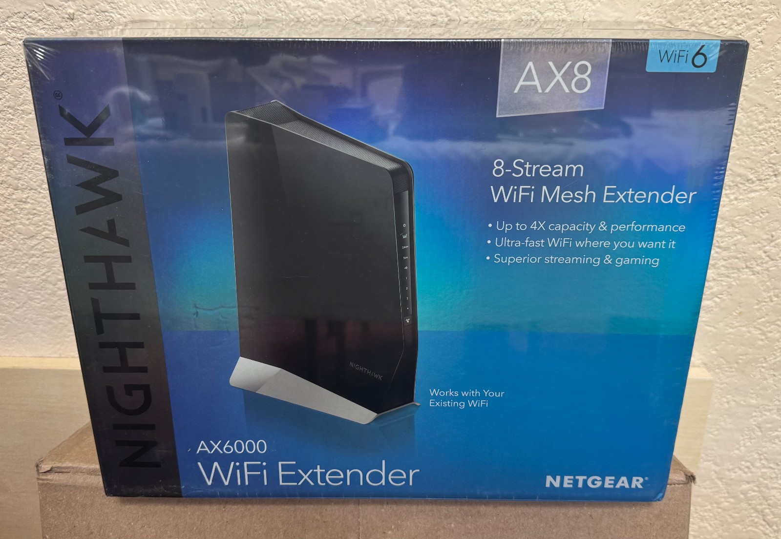 Netgear Nighthawk AX8 AX6000 WiFi 8-stream Mesh Extender BRAND NEW SEALED IN BOX