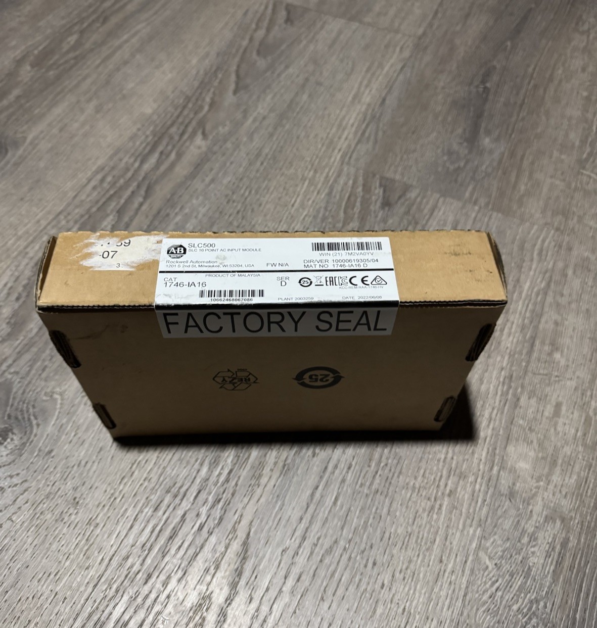 Surplus Sealed Allen Bradley 1746-IA16 /C SLC 500 16-Ch 120VAC Input Module New