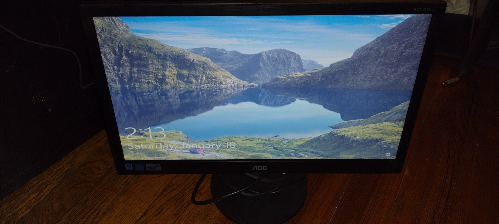 AOC E2070SWN LCD Monitor 19.5” LED Backlight w/ original Power & Screen cords