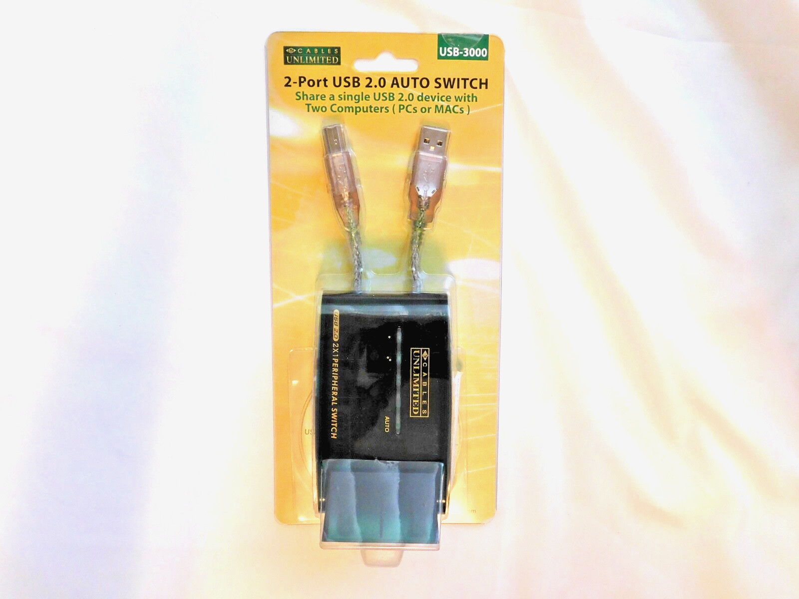 2-Port USB 2.0 Auto Switch PC Or Mac / made by CABLES UNLIMITED brand