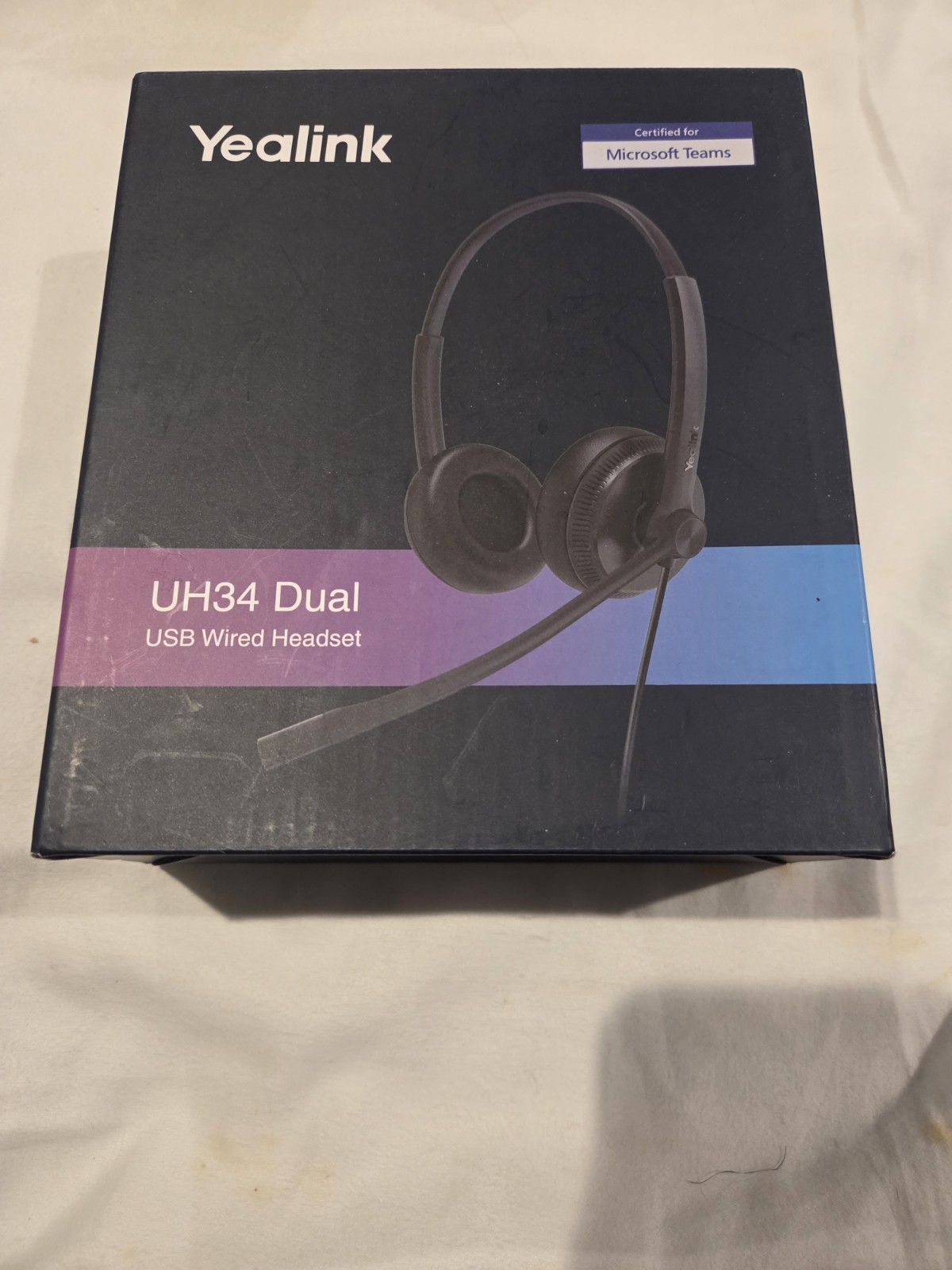 * Yealink UH34 Dual USB Wired Headset Black W/Noise Cancelling NEW IN BOX *