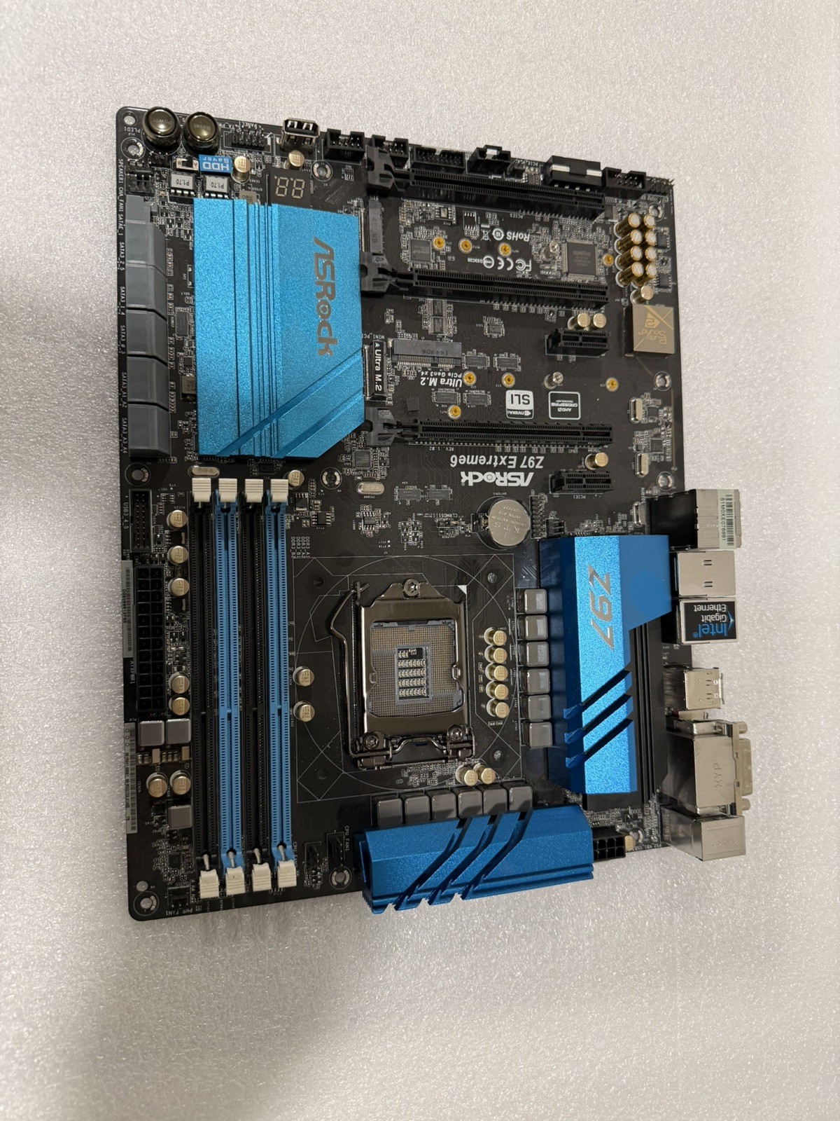 ASRock Z97 Extreme6 LGA1150 ATX Motherboard DDR3 Intel 4th Gen W/O I.O Shield