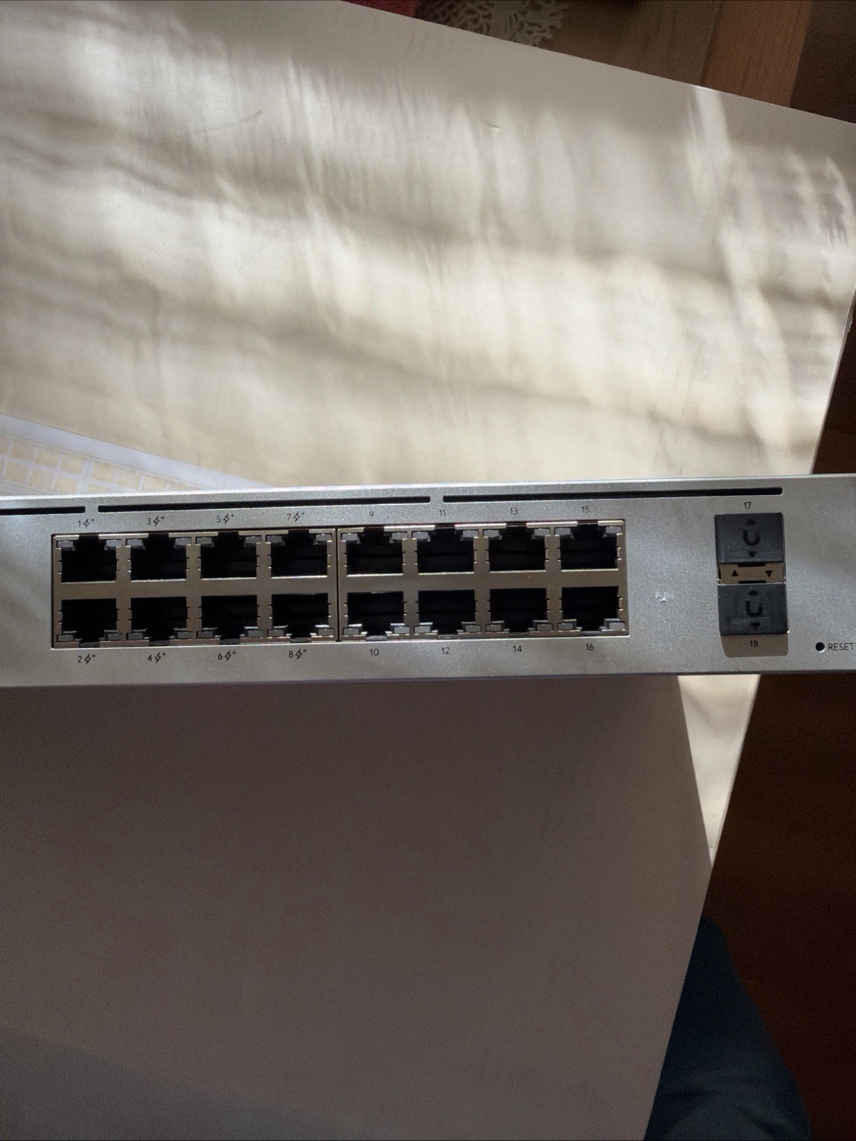 Ubiquiti UniFi USW-16-POE 16-Port Gigabit PoE Ethernet Switch