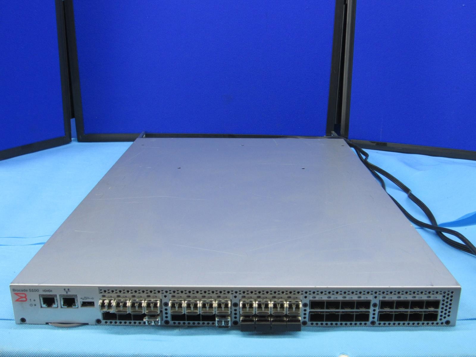 BROCADE BR-5120-0008 - 5100 Series 24-Ports Active 8GB Fibre Channel Switch