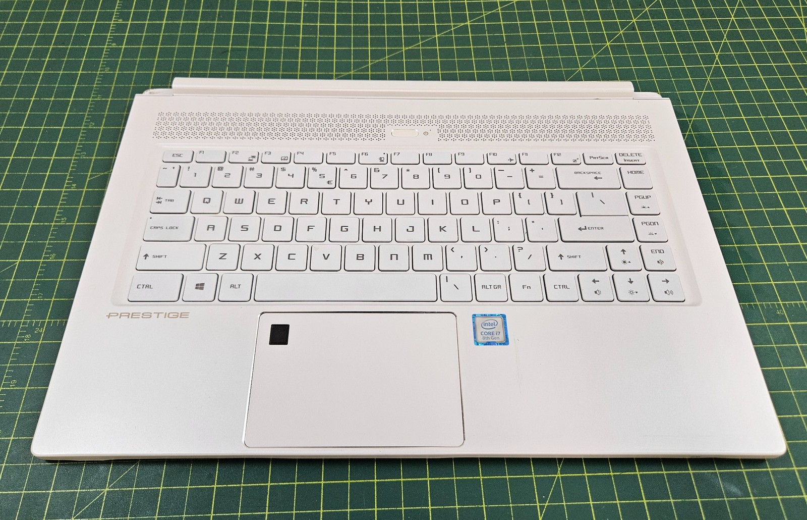 MSI P65 CREATOR 8RF 15.6 Palmrest Touchpad Keyboard 3076Q3C334HG0 #d251