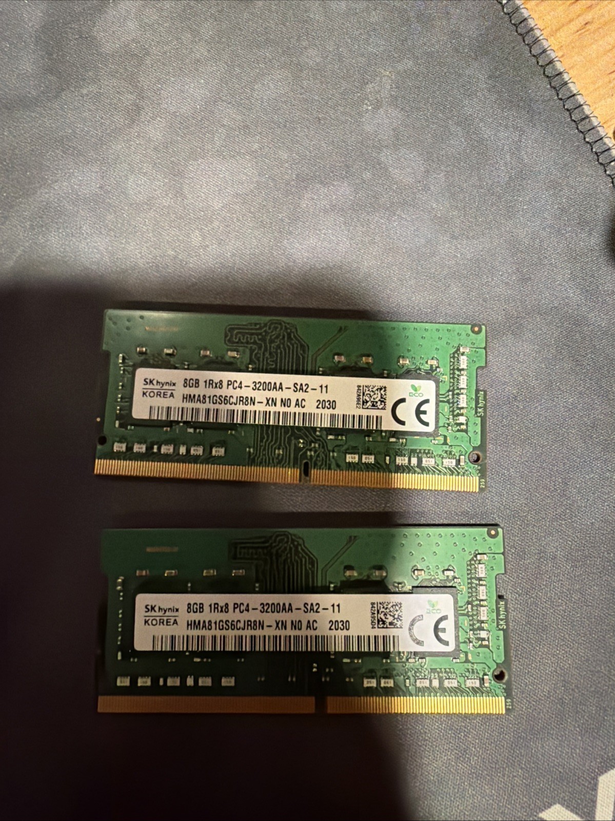 SK hynix 16GB (2×8GB) HMA81GS6CJR8N-XN