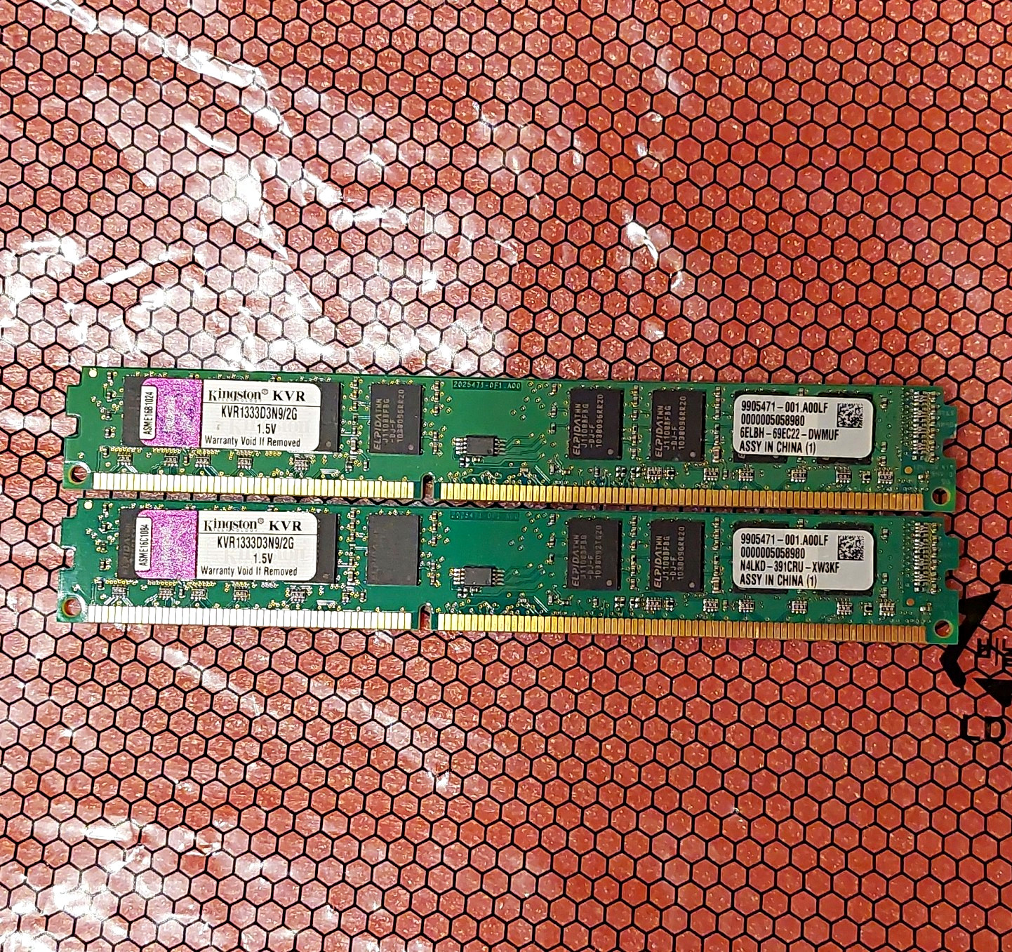 Kingston KVR1333D3N9/2G 4GB Kit (2x2GB) DDR3-1333 PC3-10600 240P