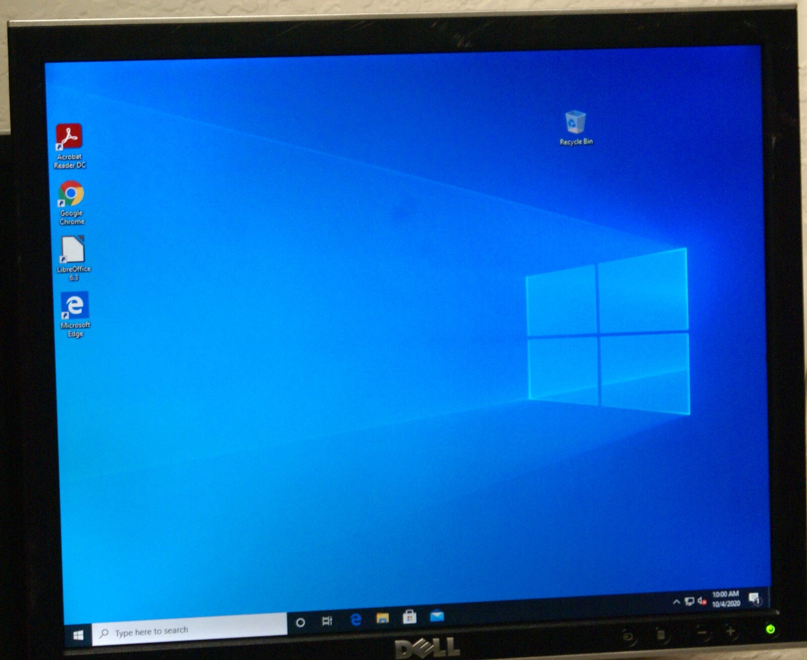 Dell UltraSharp 1708FP  17" LCD Computer Monitor DVI-VGA no stand grade C