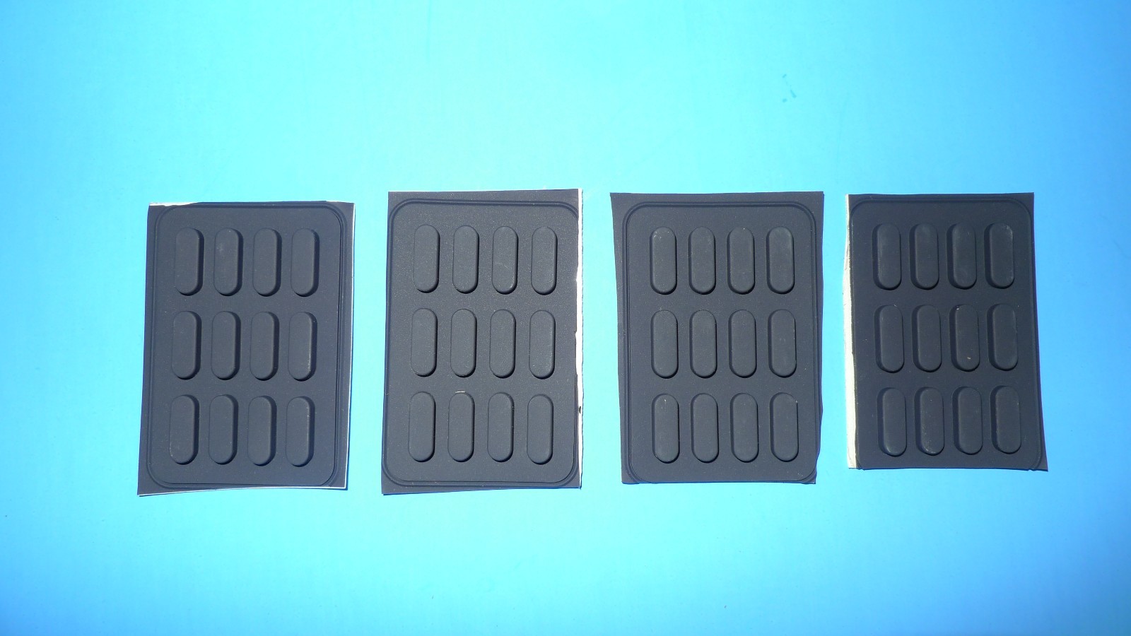 LOT OF 48 NEW Genuine Dell Inspiron 1100 1150 5100 5150 5160 Rubber Feet 9U753