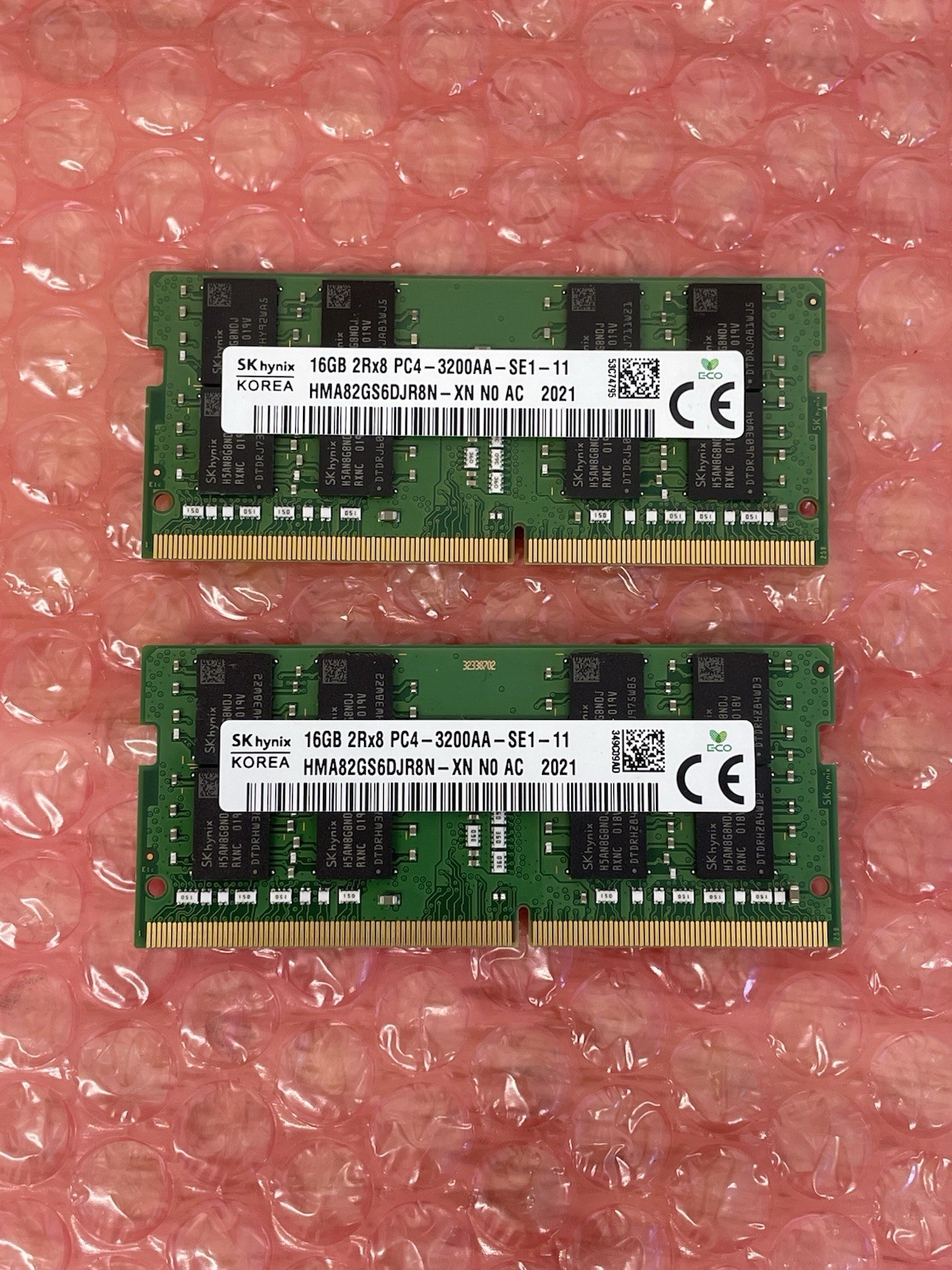 SK Hynix 32GB (2x16GB) DDR4-3200 Laptop RAM SO-DIMM HMA82GS6DJR8N-XN