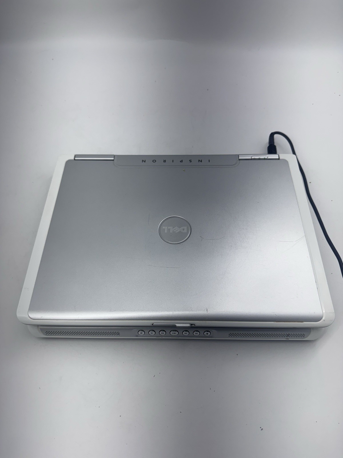 Dell Inspiron E1505 MM061 Intel Core Duo 06E8 1.66GHz 1 GB NO HDD