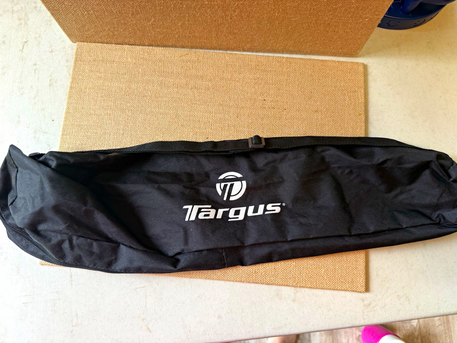 Targus 15" Laptop Sleeve Black Nylon Zipper Closure w/ Shoulder Strap
