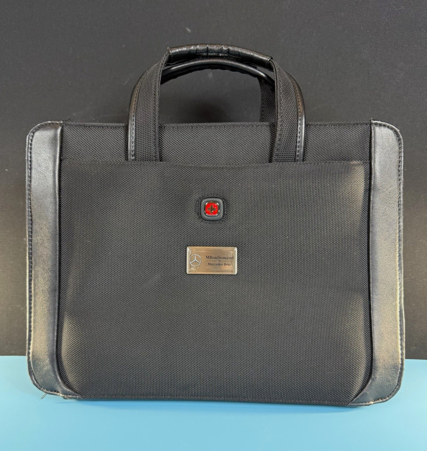Wenger Black Leather Zippered Portfolio Laptop Case w/ Organizer