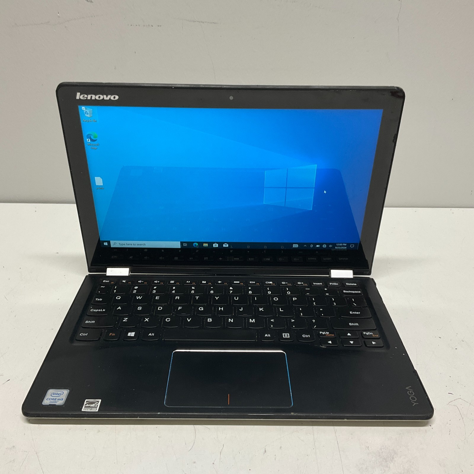 Lenovo YOGA 700-11ISK Intel M5-6Y54 1.10GHz 8GB 256GB SSD Windows 10 Pro Laptop