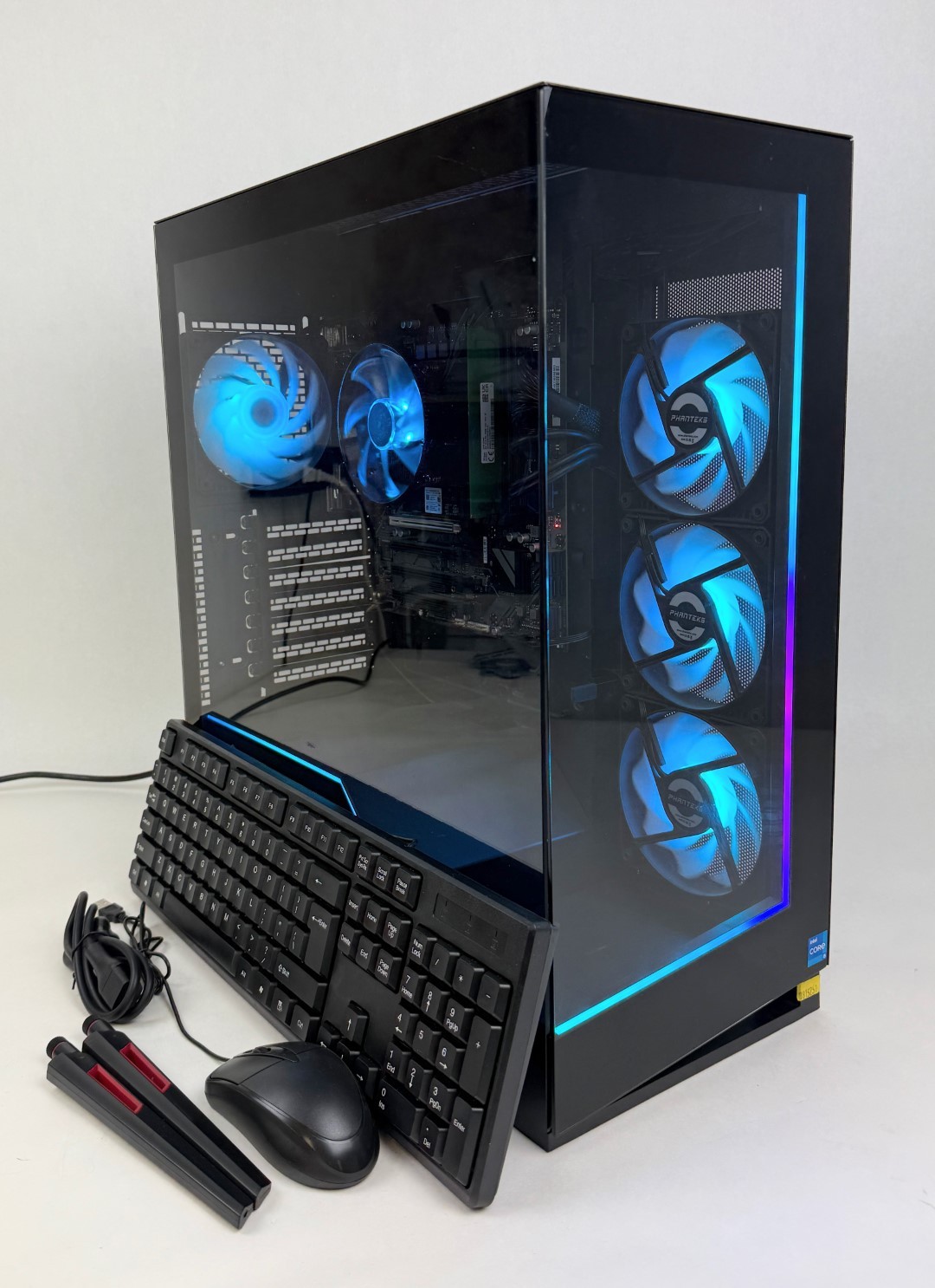 CyberPowerPC Gamer Xtreme Gaming Desktop i7-13700 8GB RAM 1TB SSD W11H