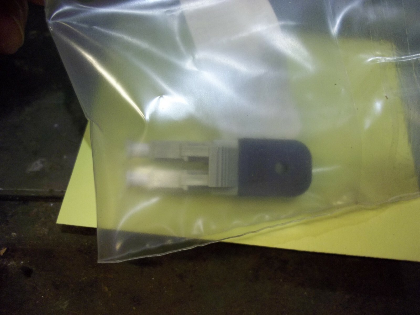IBM 11P3847 LOOPBACK PLUG (BIN125)