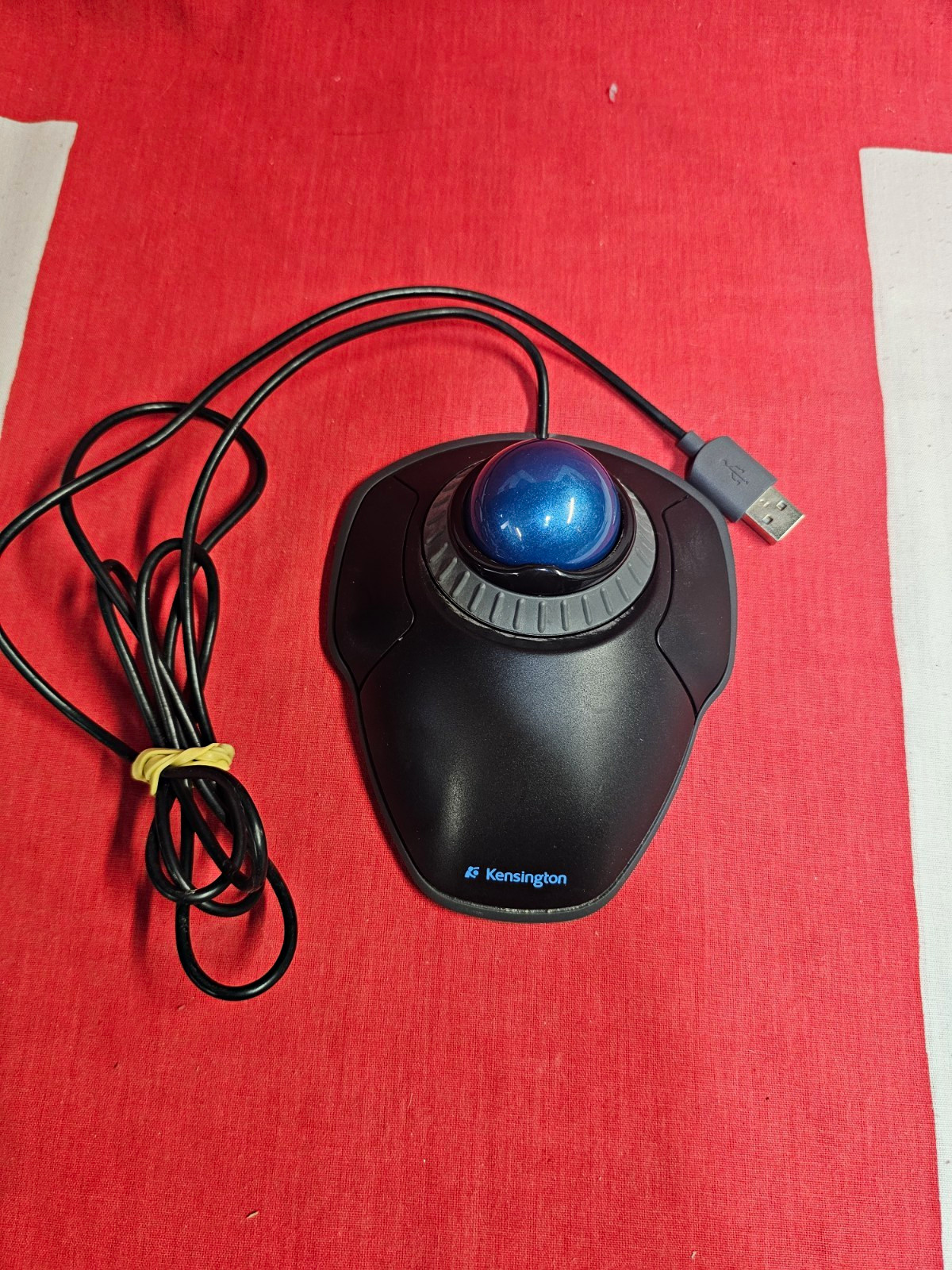 Kensington Orbit Trackball w/ Scroll Ring Wired USB Optical Black/Blue K72337