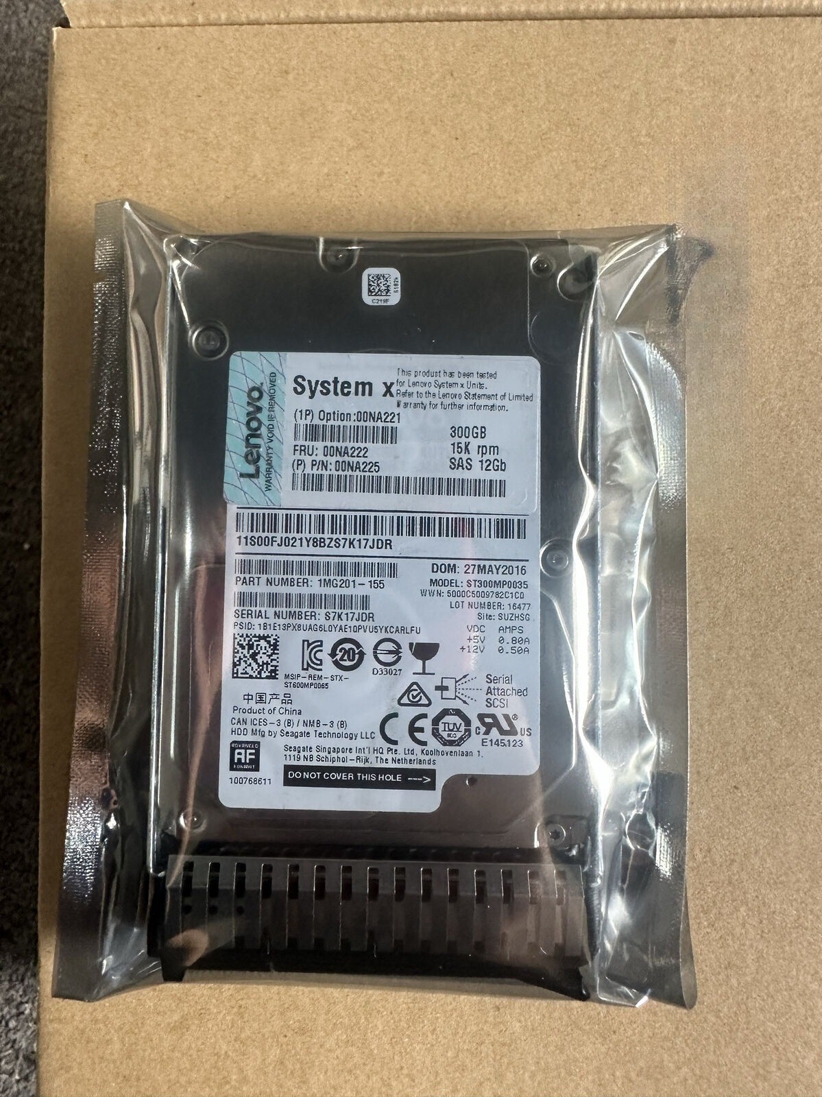 FOR Lenovo 00NA225 300GB 00NA221 00NA222 12Gbs 15K 2.5" SAS G3HS 512e Hard Drive