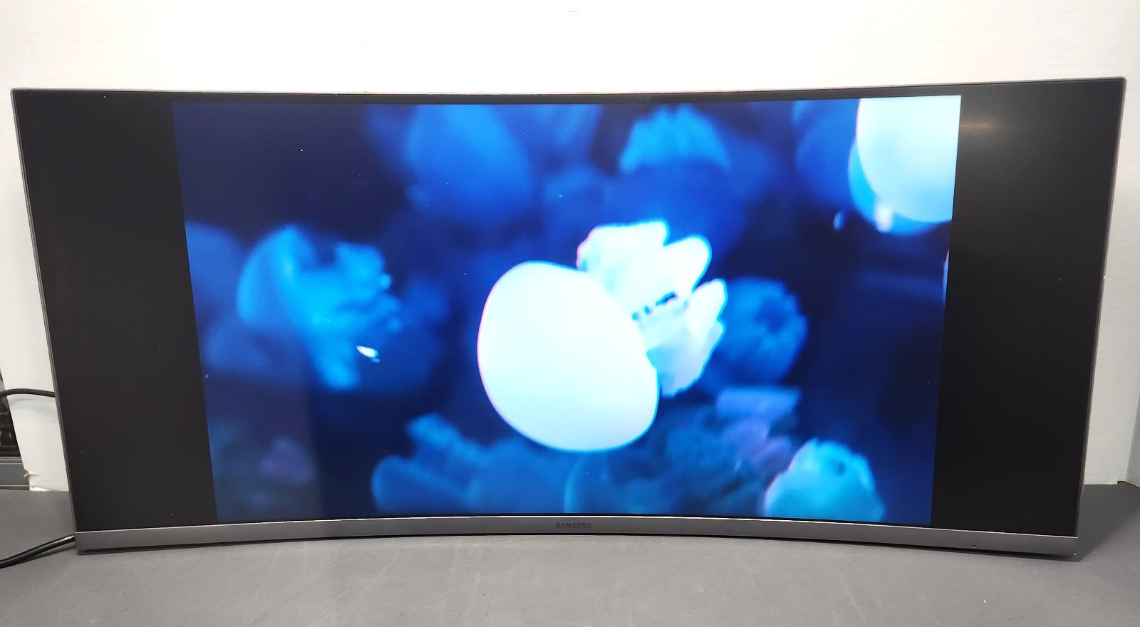 Samsung C34H890WJN 34-Inch Curved Ultra-Wide Monitor No Stand Tested Working
