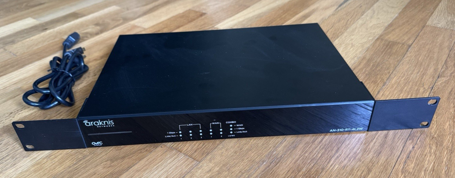 Araknis AN-310-RT-4L2W Router Dual-WAN Gigabit Router OvrC Pro