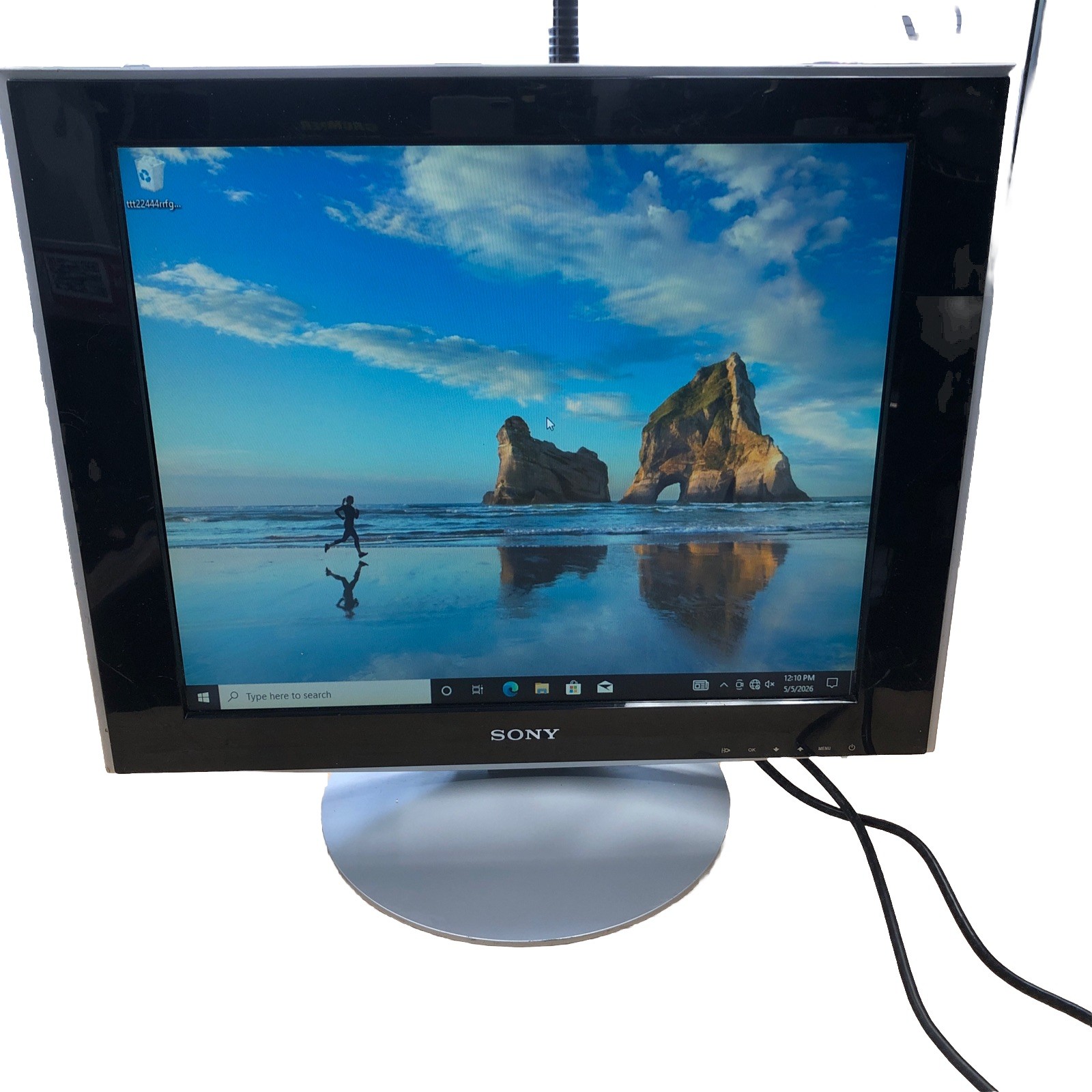 Sony SDM-HS93 LCD Monitor Color Computer Display