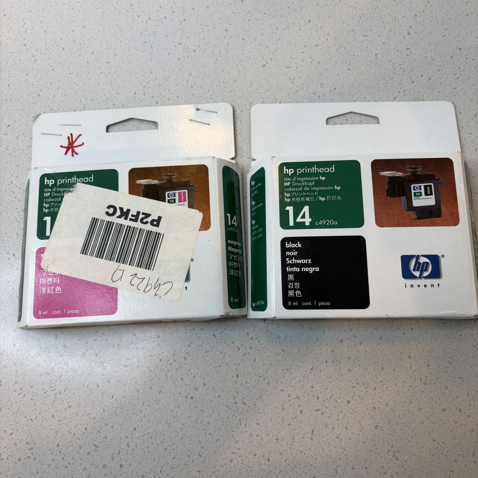 Genuine HP 14  Black and pink Printhead C4920A New Dated 2026