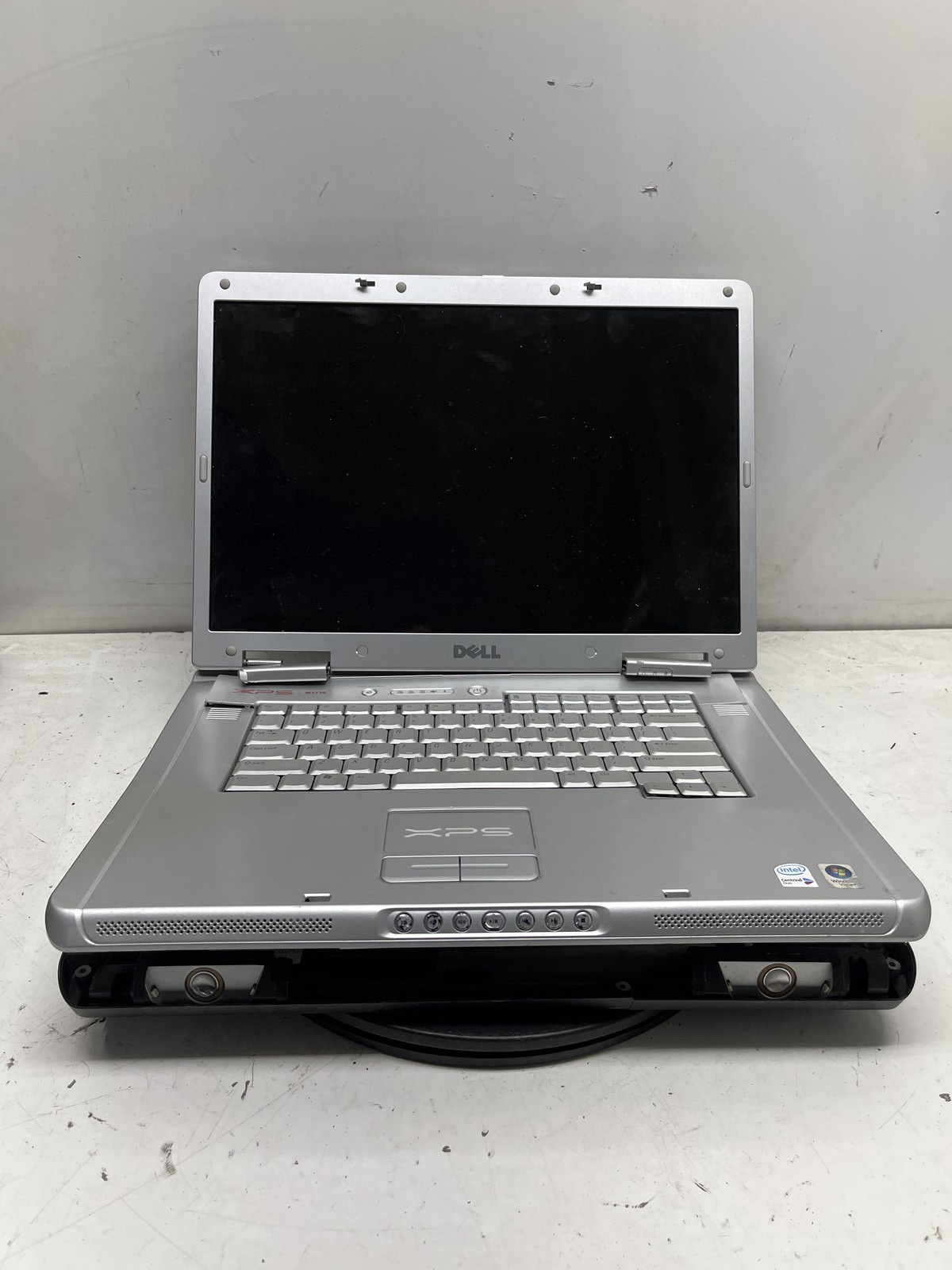 Dell XPS M1710 Intel Centrino 8GB NO HDD/BAT - For Parts/Repair