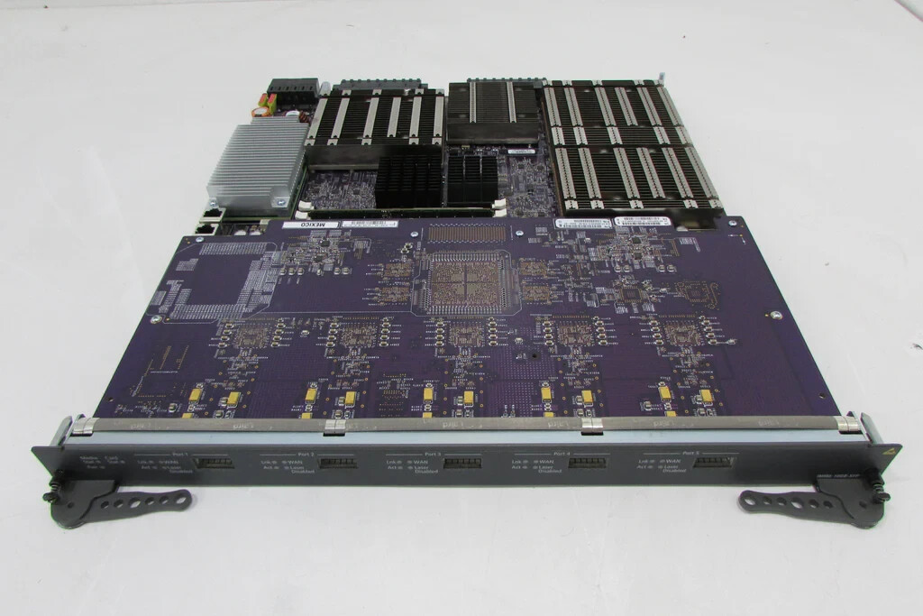 Alcatel-Lucent 3HE04741AA  7750 SR 5-PORT 10GB XFPF (We buy Alcatel-Lucent)