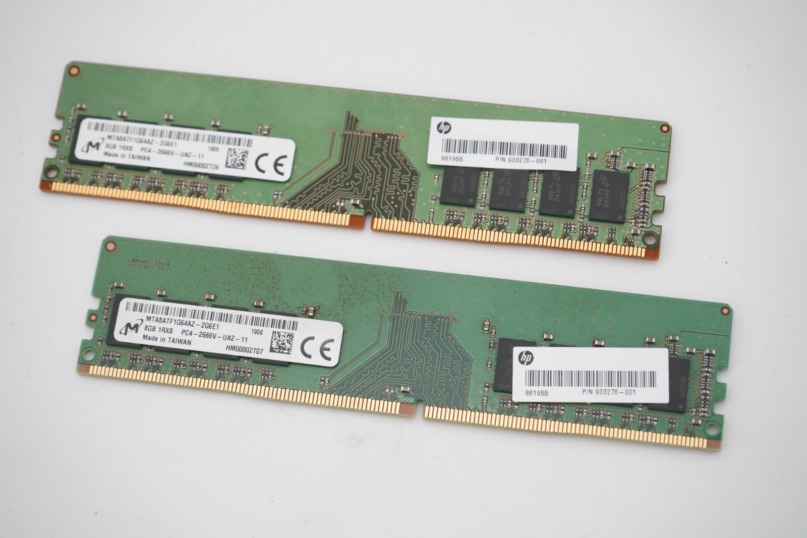 Micron 16GB (2x8GB) DDR4-2666 1Rx8 UDIMM Desktop PC RAM MTA8ATF1G64AZ-2G6E1