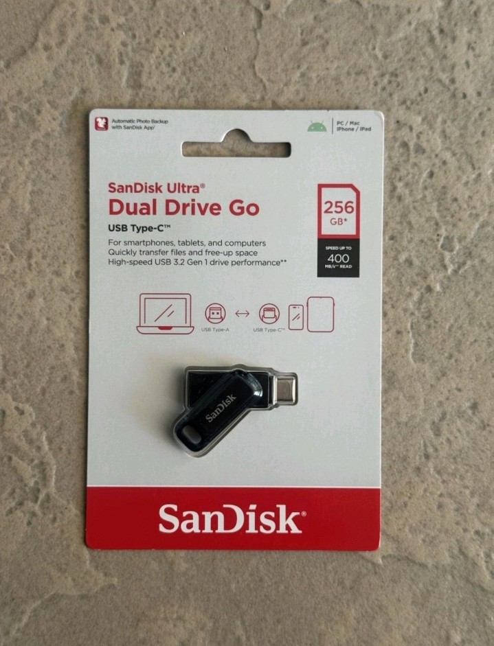 SanDisk Ultra Dual Drive Go 256GB USB-C/USB-A Dual Drive Flash Drive Black
