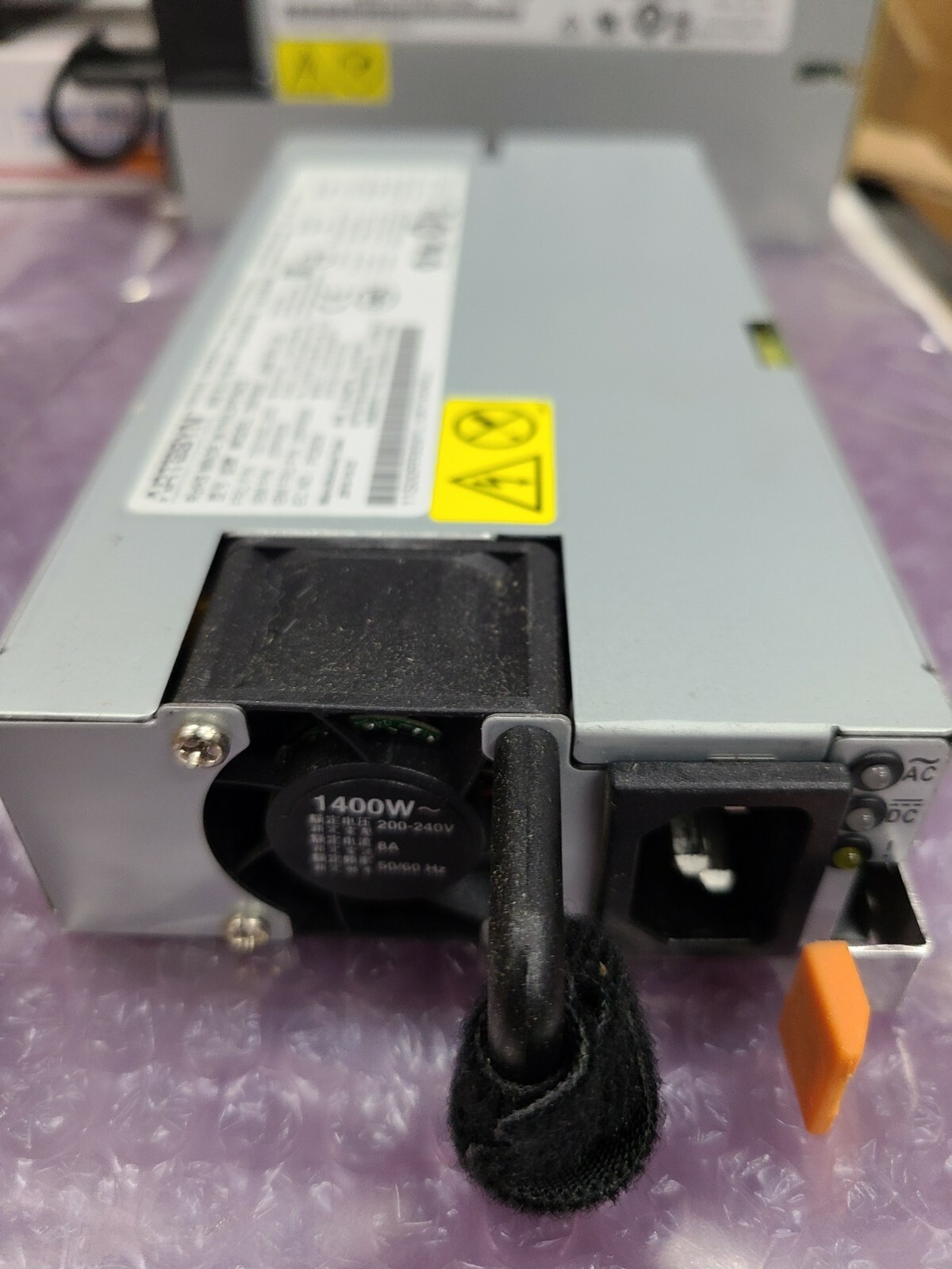 IBM Power Supply 00RR859 1400W AC  8286-41A Power S814 8284-22A S822 Servers 8z