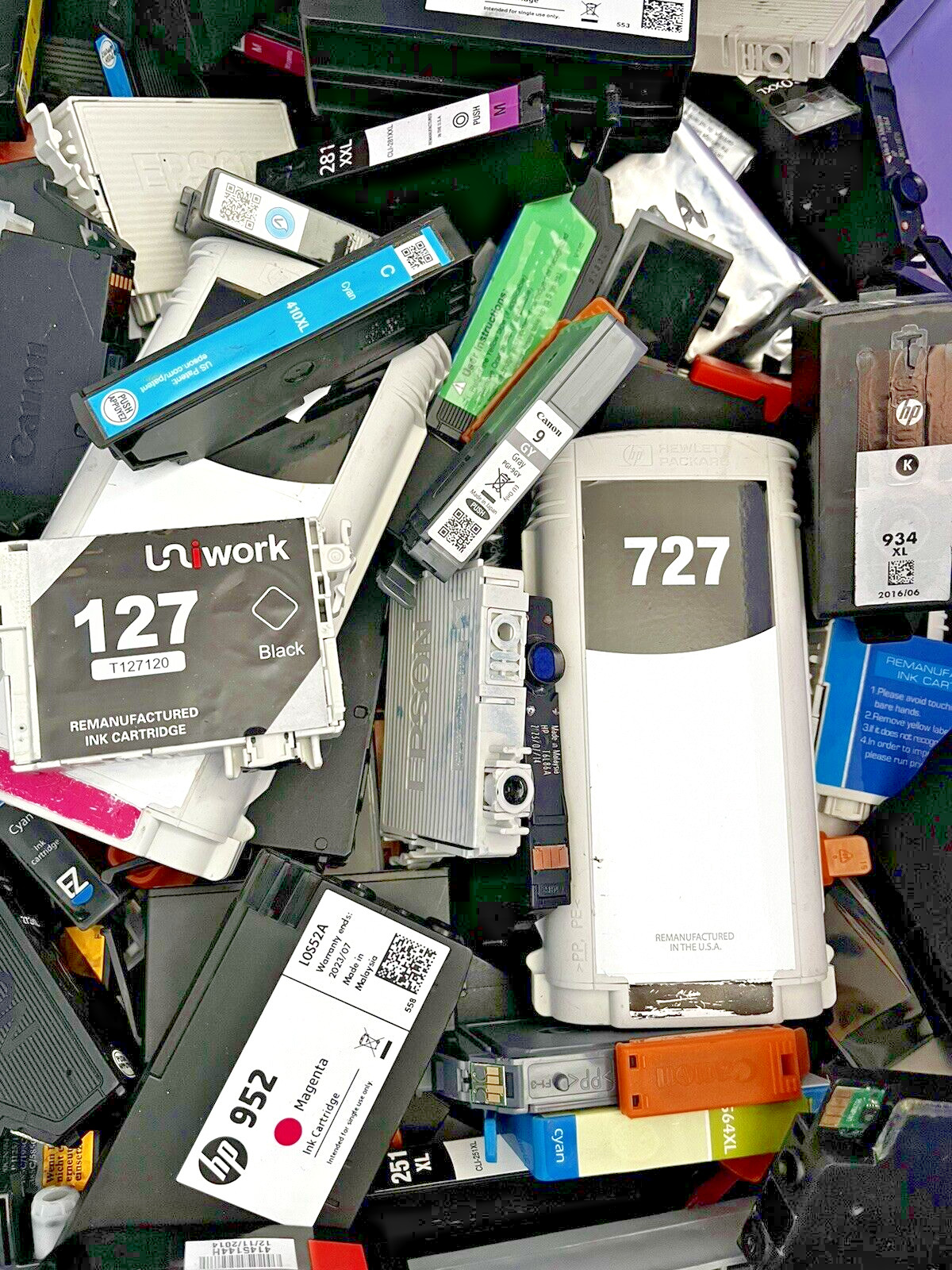 Lot of 200 Empty Ink Cartridges STAPLES / OFFICE DEPOT / MAX REWARDS MIXED $400