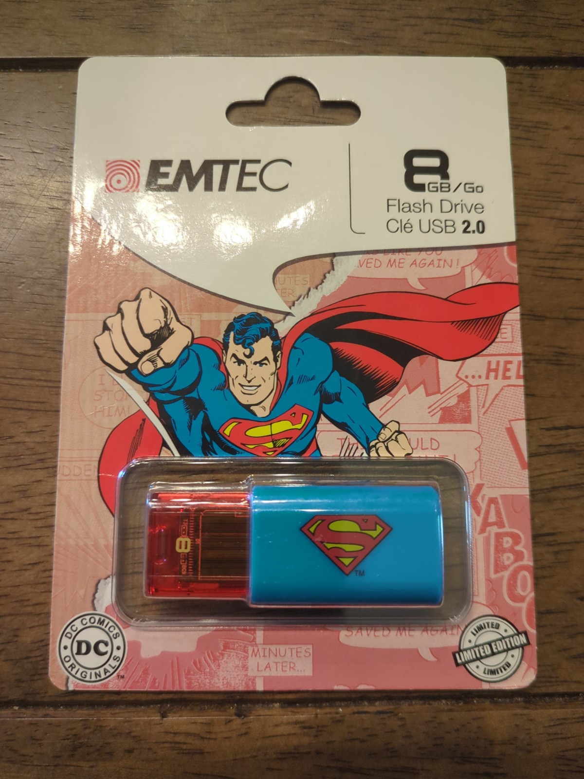 EMTEC Click 8 GB USB 2.0 Flash Drive, Superman New