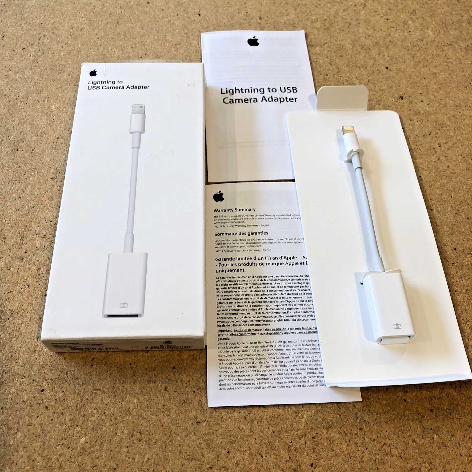 Genuine Apple Lightning to USB Camera Adapter Cable MD821AM/A A1440
