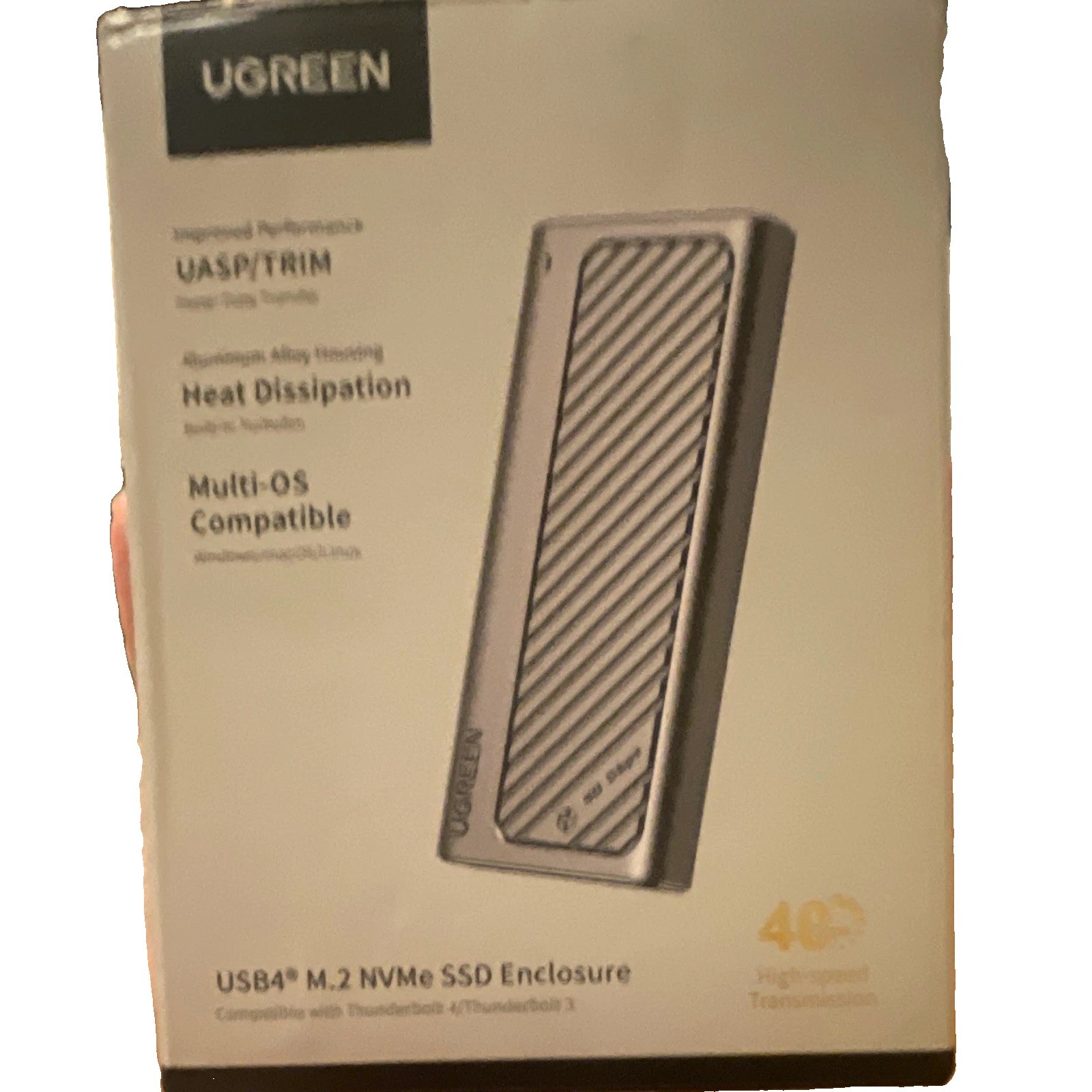 UGREEN CM850 USB4 40Gbps M.2 NVMe SSD Enclosure USB-C Aluminum Silver