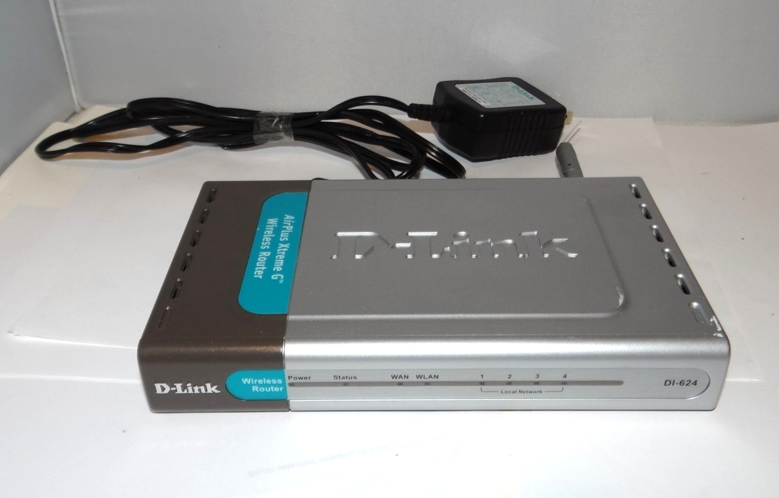 D-Link DI-624 Wireless Cable/DSL Router, 4-Port Switch, 802.11g, 108Mbps