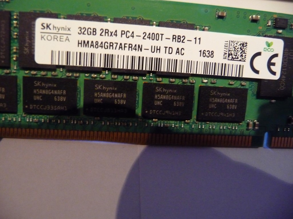 AU SELLER HP 32GB 2Rx4 PC4-2400T HMA84GR7AFR4N SERVER RAM 809083-091 1638-TESTED