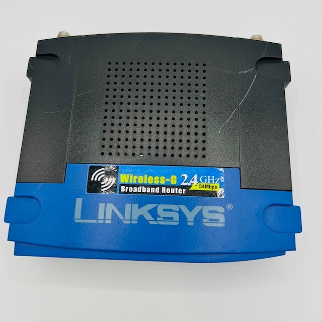 Linksys by Cisco WRT54GL, 2.4 GHz, 54 Mbps Wireless-G Wi-Fi Router, Power Cord