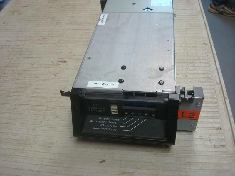6930227 19P5427 18P6821 18P9846 ibm LTO-2 tape drive unit 200/400GB fibre with